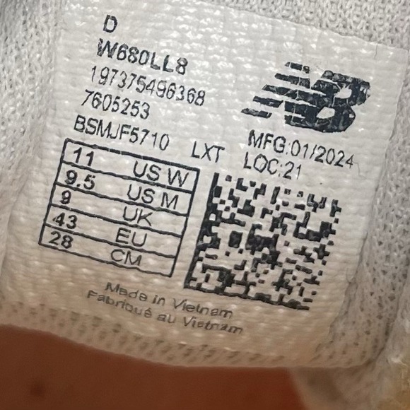 New Balance Sneakers Mens 9.5 W 11 Unisex FF 680 V8 W680LL8 Yellow Running Shoes - Picture 9 of 11